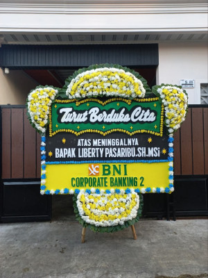 Papan Bunga Duka di Sematu Jaya