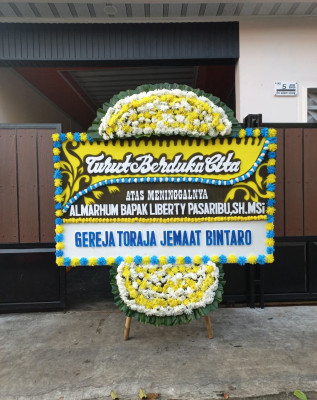 Papan Bunga Duka di Sematu Jaya
